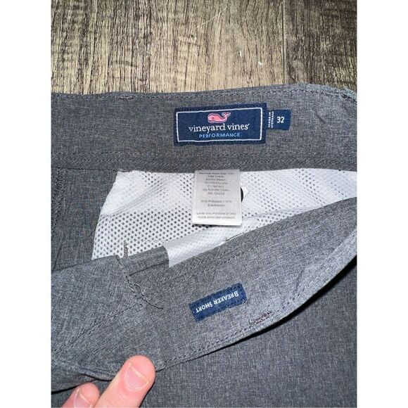 Vinyard Vines Grey Breaker Short Size 32 - Picture 3 of 3